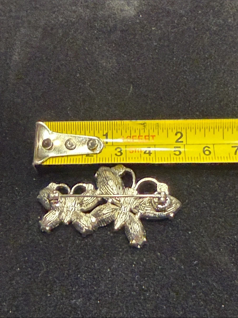 Vintage Avon rhinestone double butterfly brooch